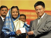 Bóng đá anh, ngoại hạng anh, lịch thi đấu euro 2012, Giáo sư Ngô Bảo Châu đoạt giải Fields danh giá